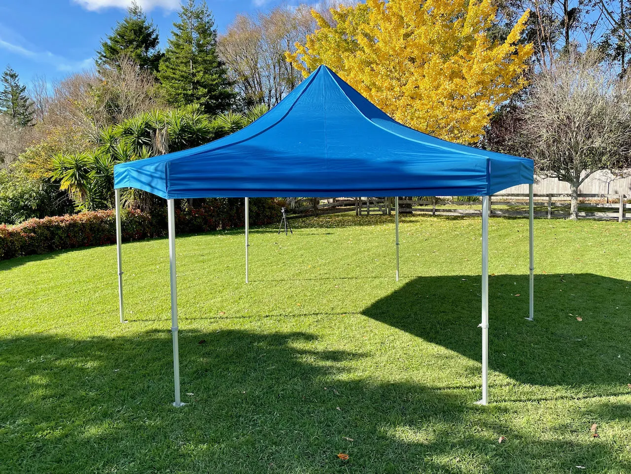 3x3x3m Hexagon Marquee = 24m2