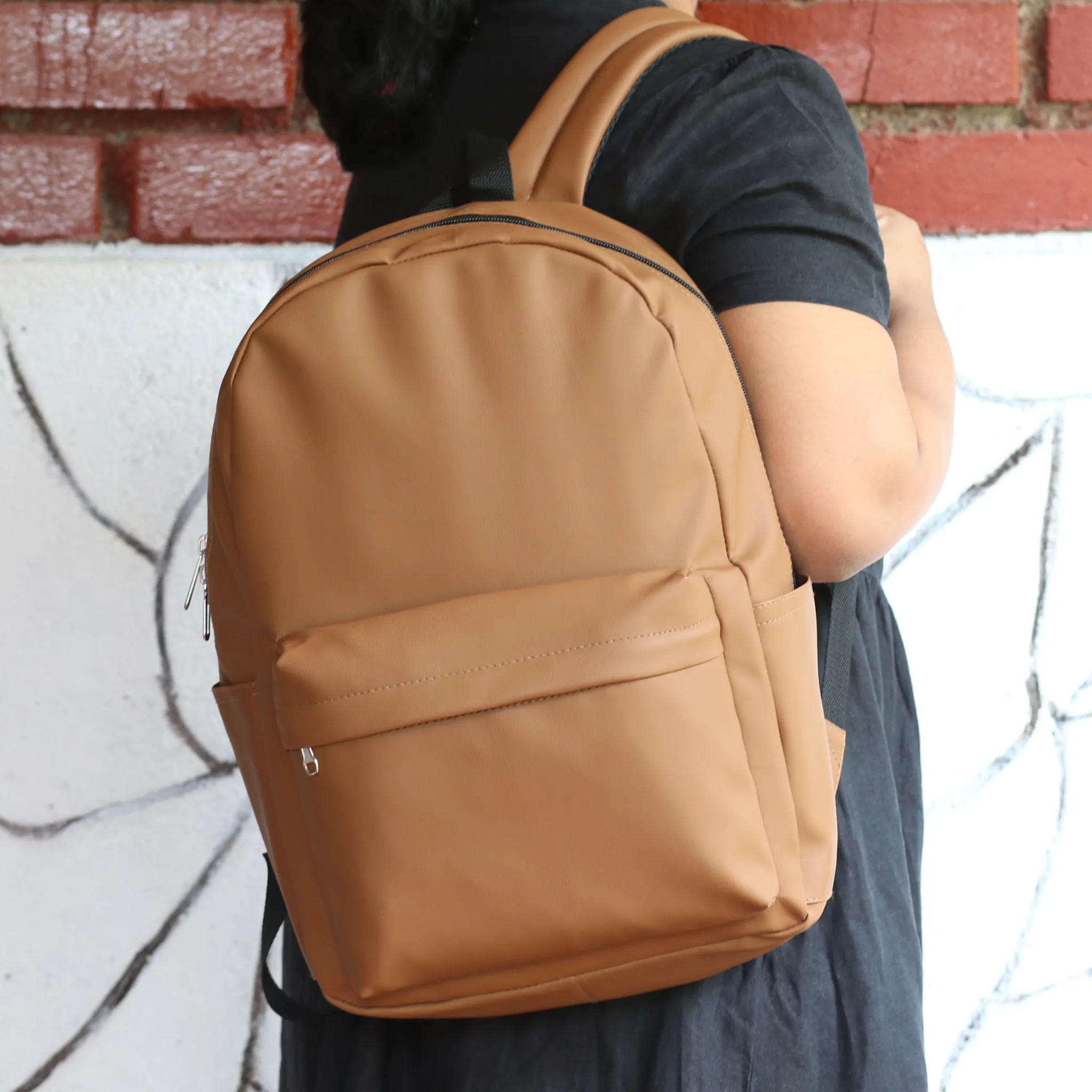 CBP08 – Synthetic Leather Simple Casual Backpack