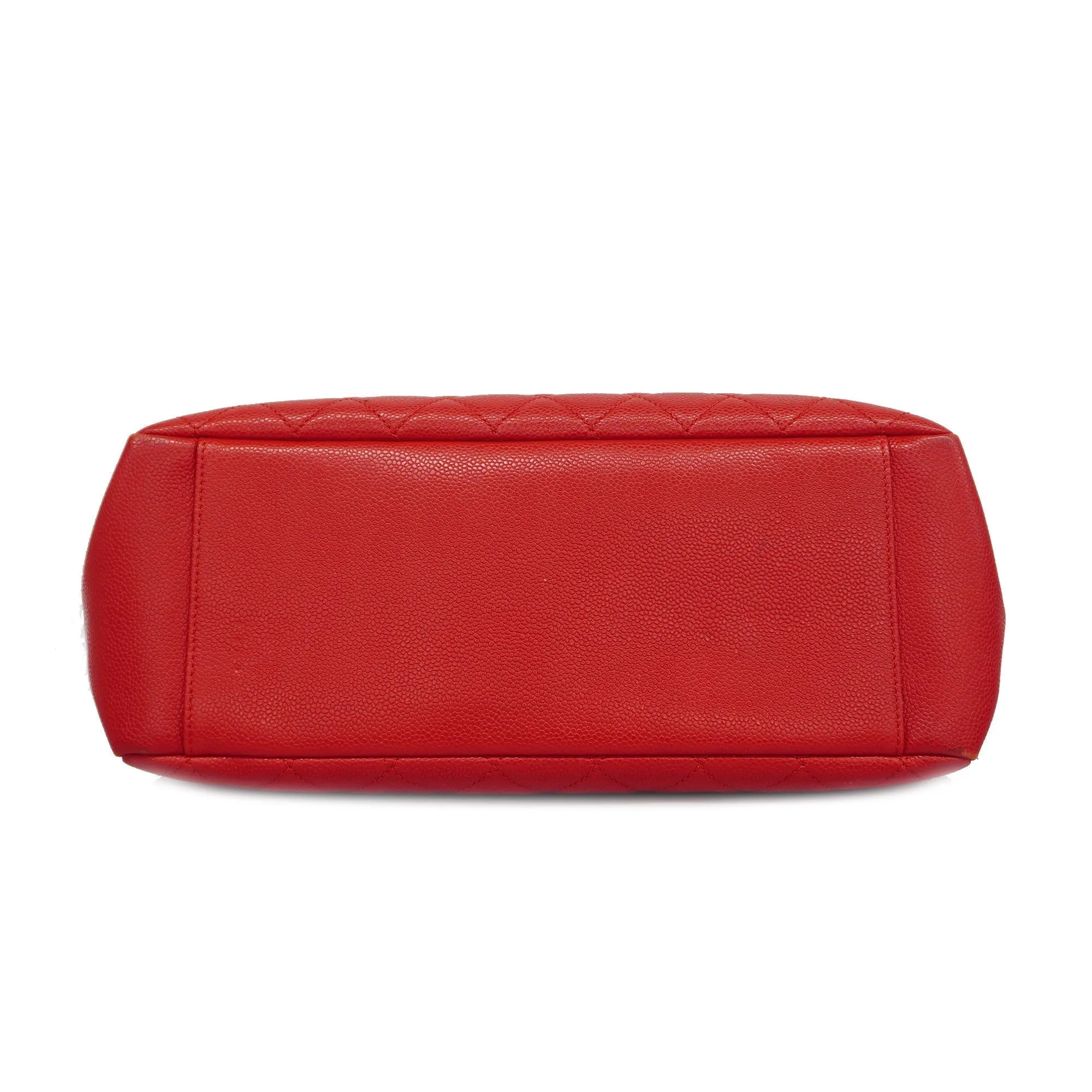 CHANEL   Matelasse Chain Shoulder Women's Leather Tote Bag Red Color