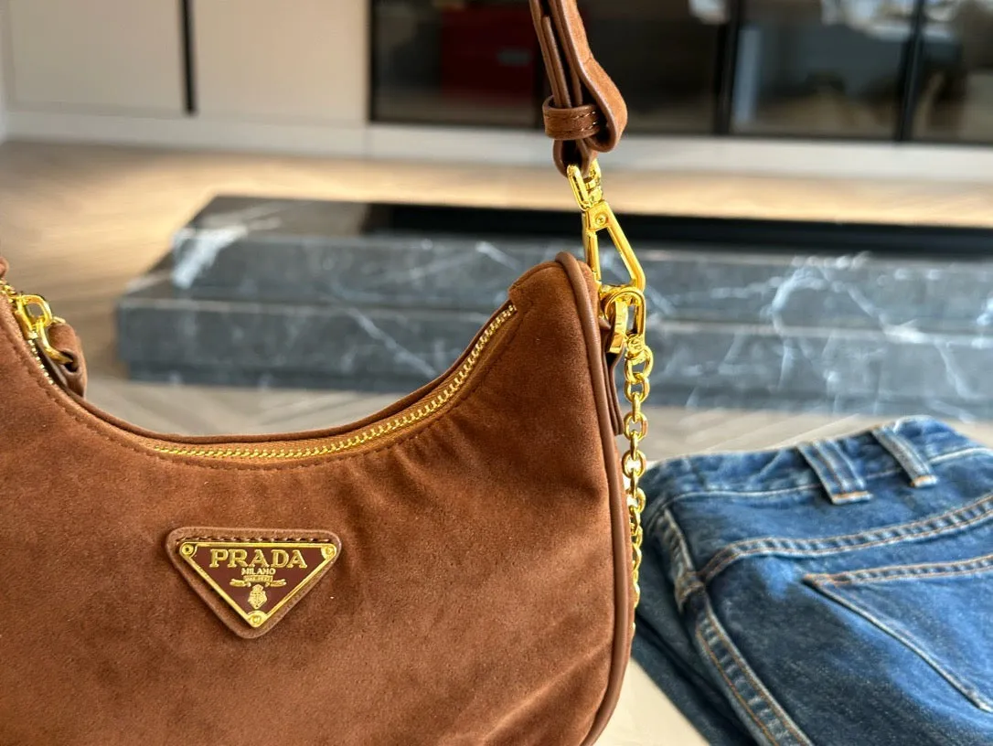 PD310 Prada Re-Edition 2005 Small Bag